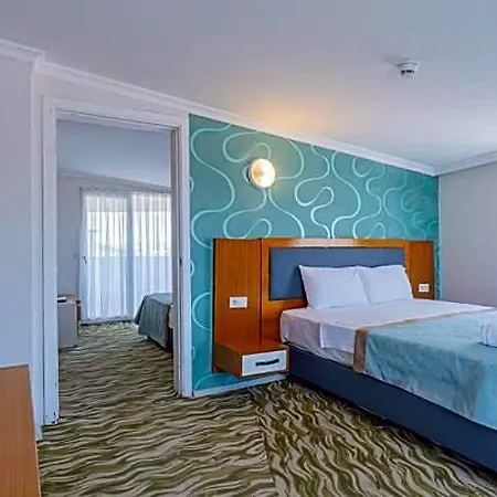 Club Sun Paradise Hotel 3*