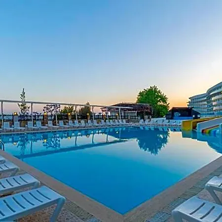 Club Sun Paradise Hotel 3*